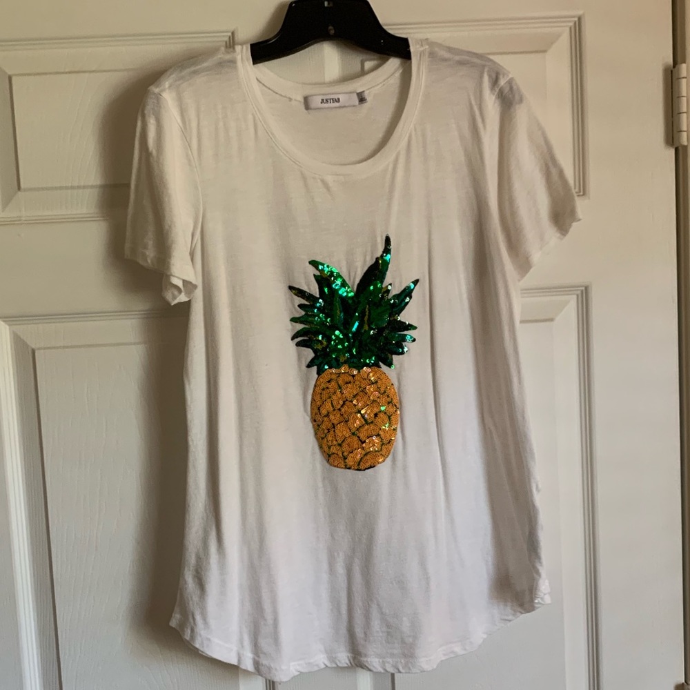 JustFab pineapple T-shirt 🍍